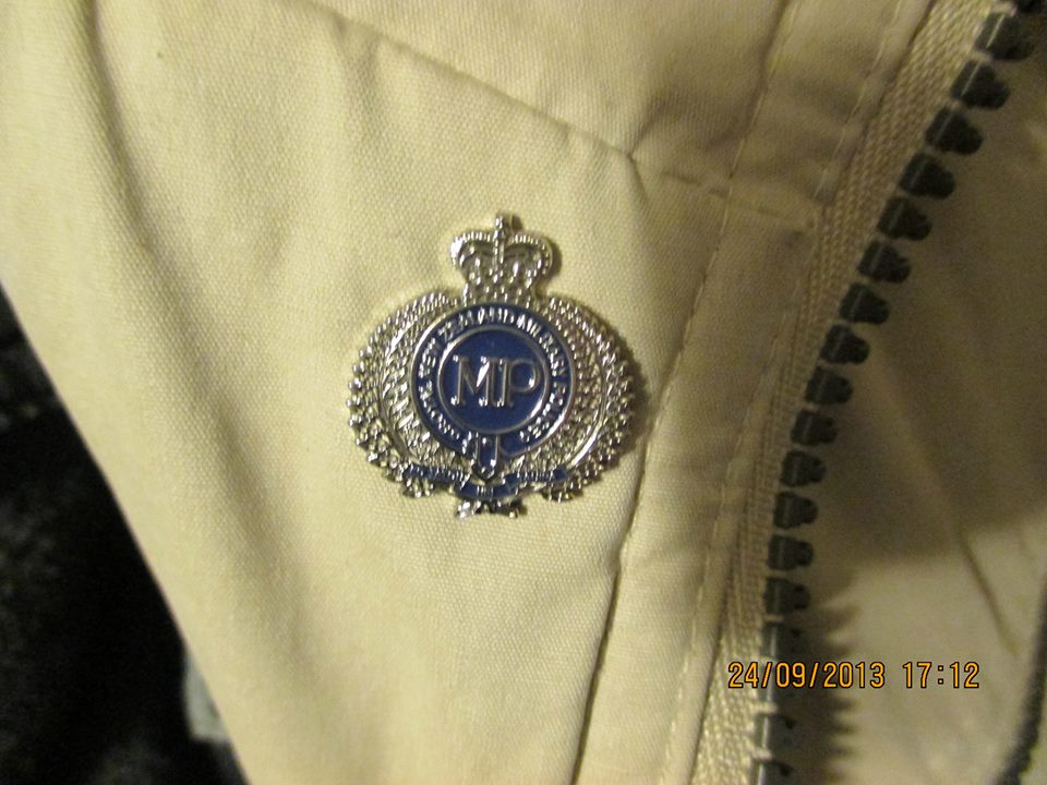 New Zealand Military Police cap badge