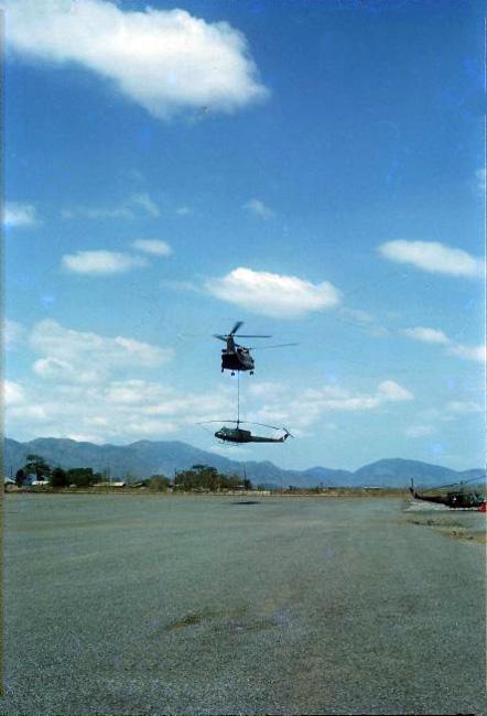 Helicopter recovery at Nui Dat, circa 1970-1971 Helicopter recovery at Nui Dat, circa 1970-1971