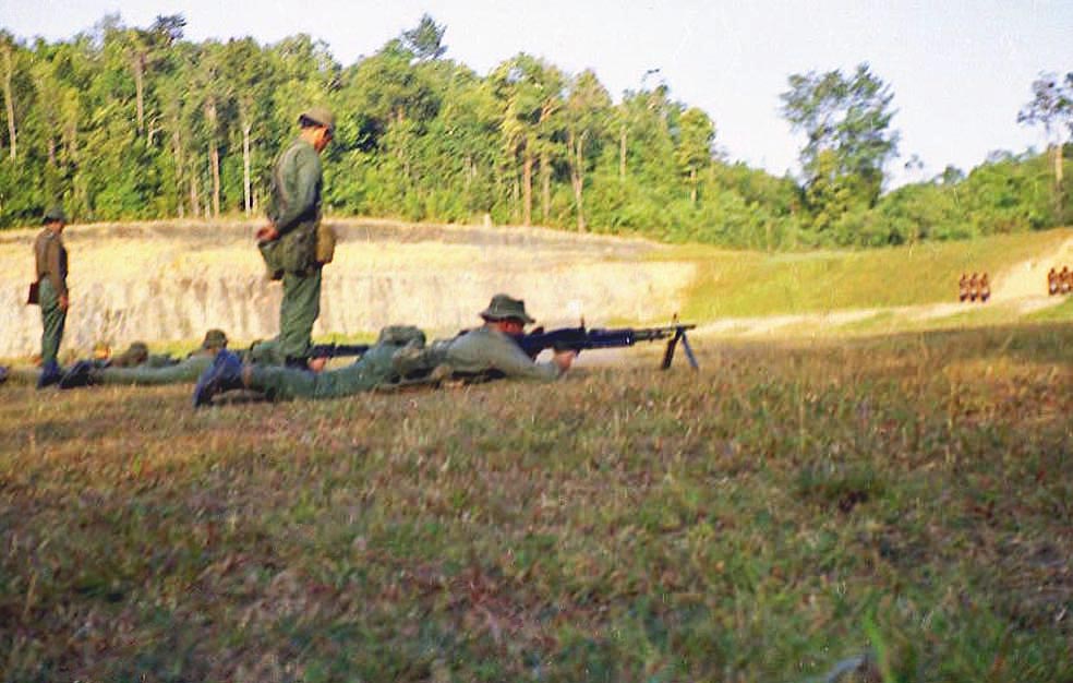 1RNZIR weapons training in Malaysia, December 1967