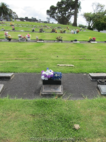Grave of Sergeant Peter C. Glendinning 889059