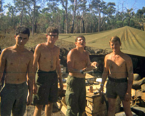 New Zealand gunners at FSB Raglan, circa 1970