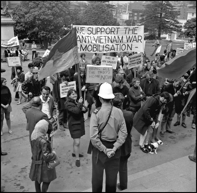 Anti-Vietnam War protest at Parliament in 1969