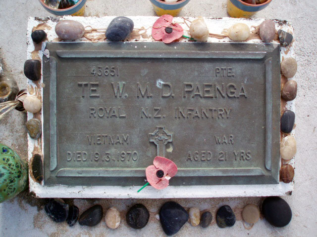 Te Wamoana Paenga's grave, 2009