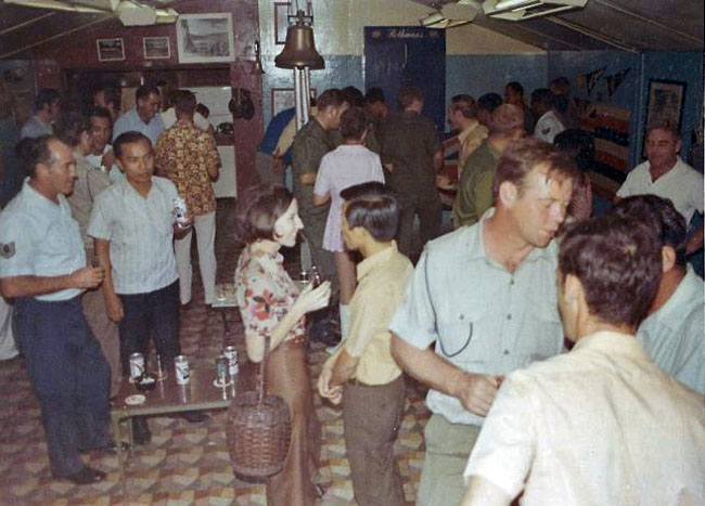 Inside the Kiwi Club, 1972