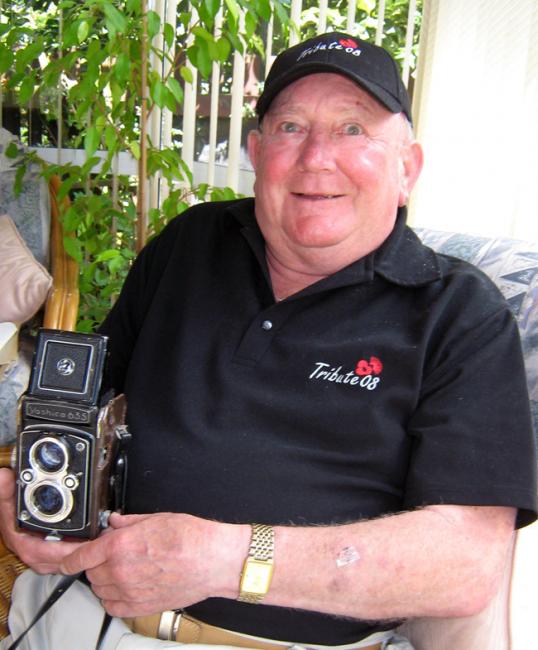 Noel Bell at his home, 2008 Noel Bell at his home, 2008