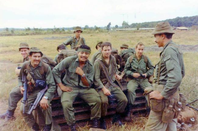 V5 Company soldiers at Kangaroo Pad, Nui Dat V5 Company soldiers at Kangaroo Pad, Nui Dat